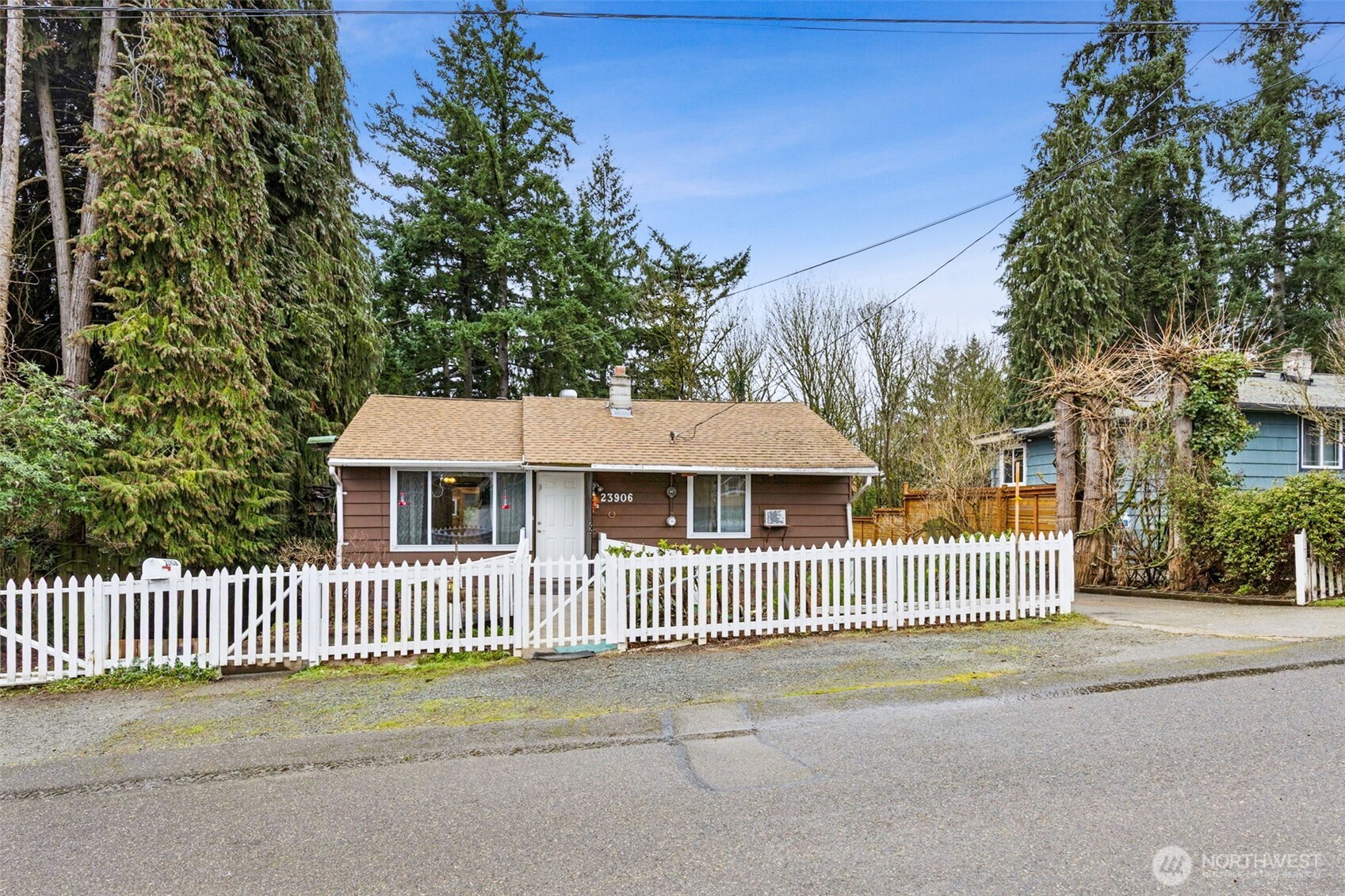 23906 60th Avenue W Mountlake Terrace WA 98043