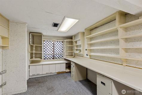23906 60th Avenue W Mountlake Terrace WA 98043