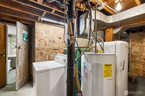 23906 60th Avenue W Mountlake Terrace WA 98043