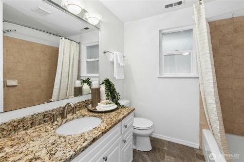 3211 W Ames Lake Drive NE Redmond WA 98053