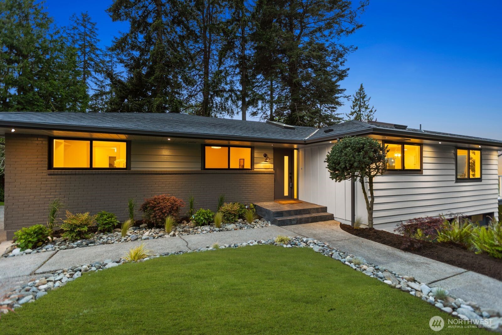16858 76th Avenue W Edmonds WA 98026