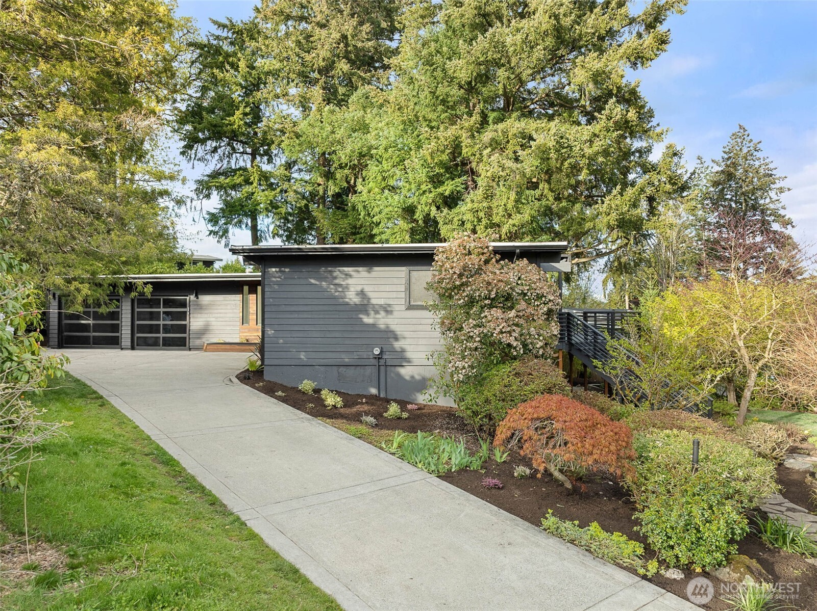 12334 SE 23rd Place Bellevue WA 98005