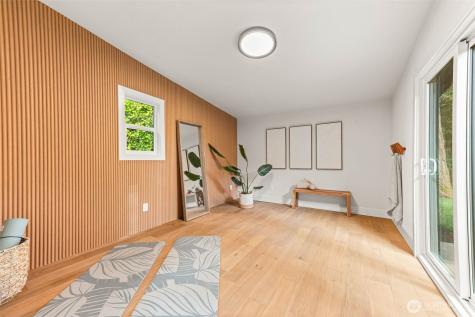 12334 SE 23rd Place Bellevue WA 98005