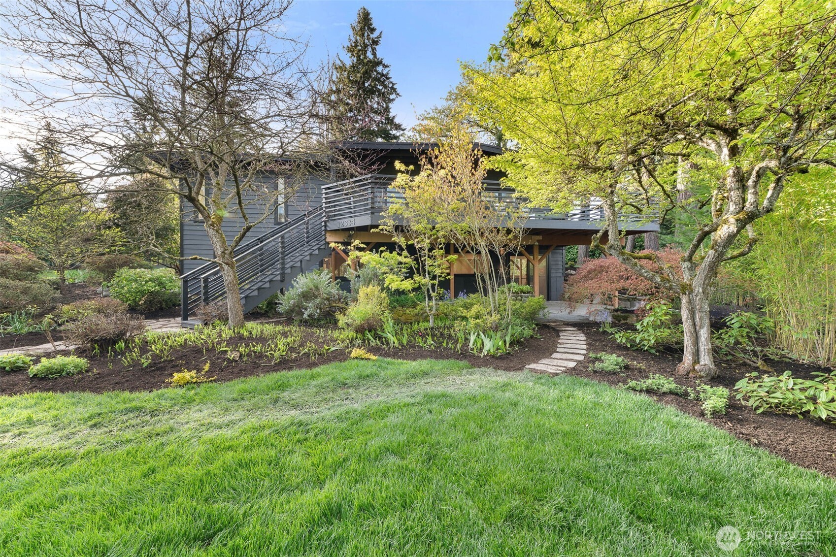 12334 SE 23rd Place Bellevue WA 98005
