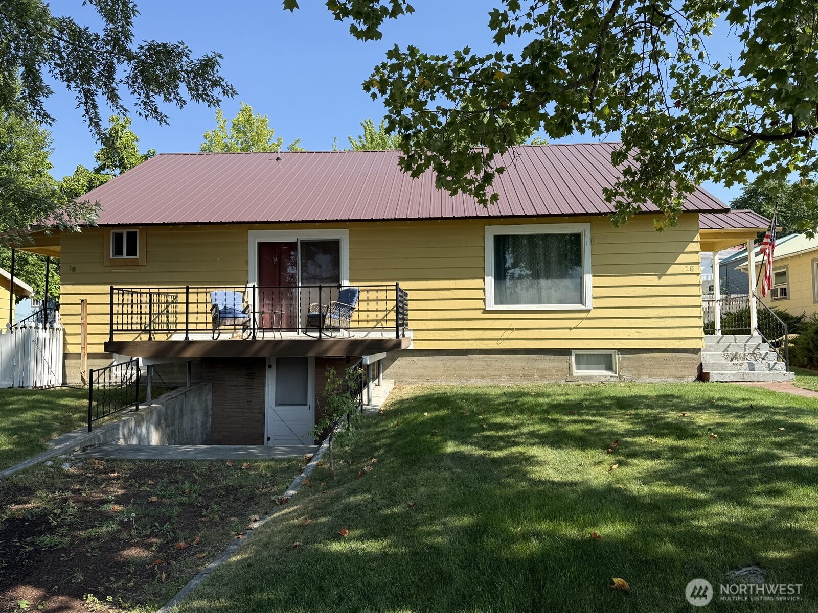 18 Cherry Avenue W Omak WA 98841