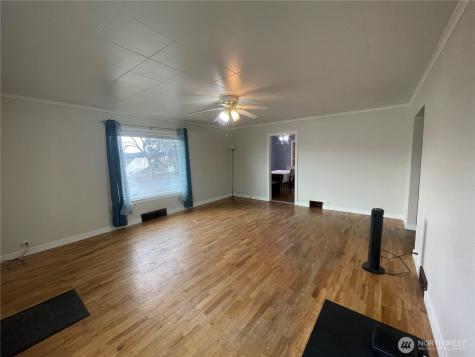 18 Cherry Avenue W Omak WA 98841