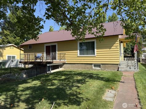 18 Cherry Avenue W Omak WA 98841