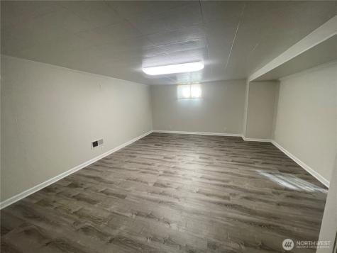 18 Cherry Avenue W Omak WA 98841