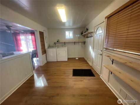 18 Cherry Avenue W Omak WA 98841