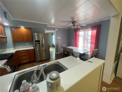 18 Cherry Avenue W Omak WA 98841