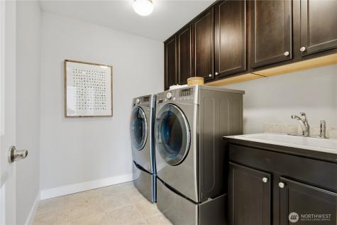 8402 121st Place SE Newcastle WA 98056