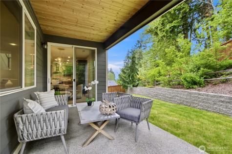8402 121st Place SE Newcastle WA 98056
