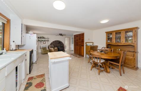 1971 S Montesano Street Westport WA 98595