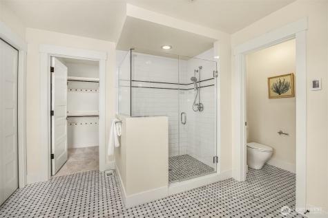 1447 26th Avenue NE Issaquah WA 98029
