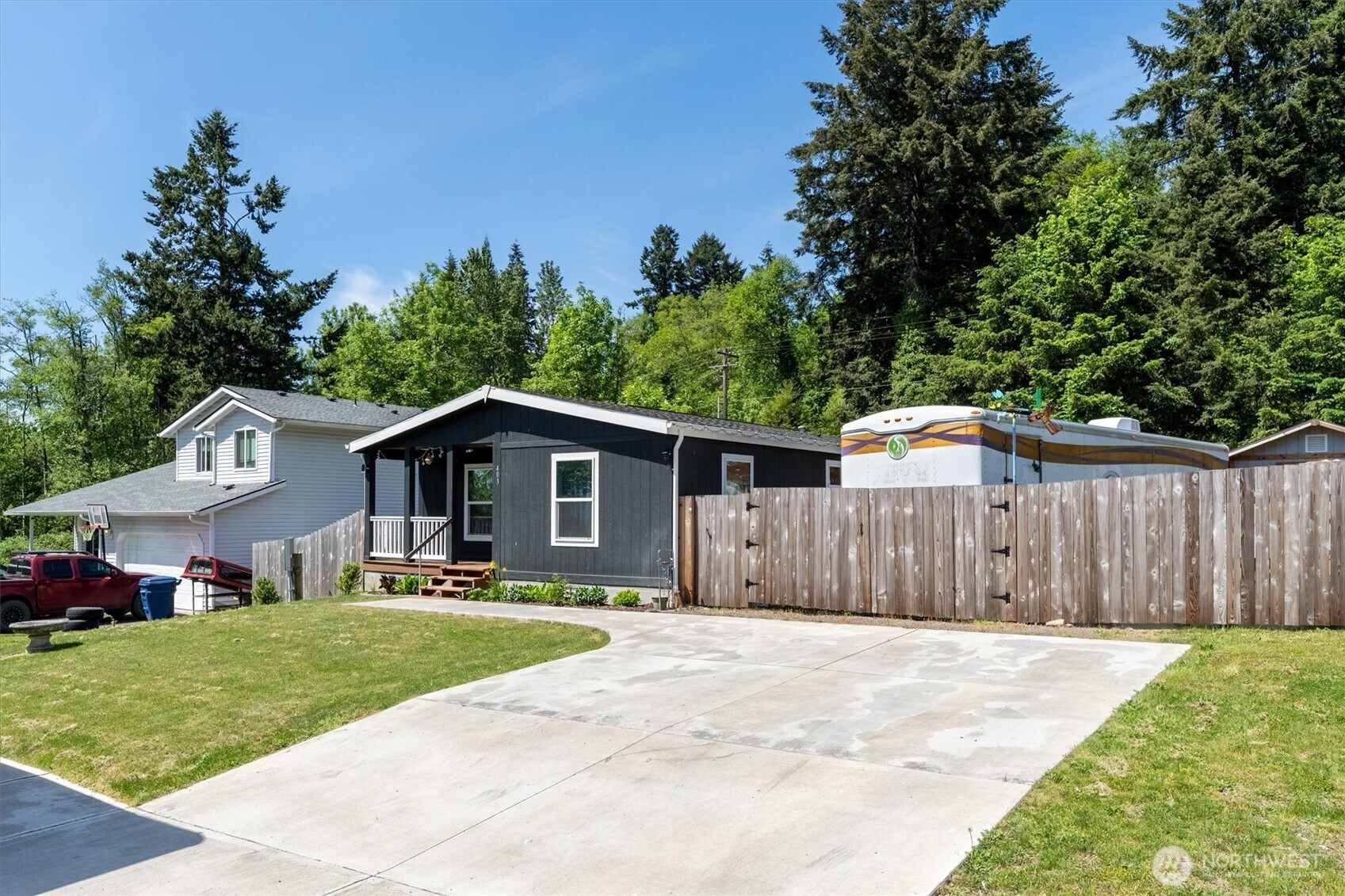 403 Rons Court Kelso WA 98626