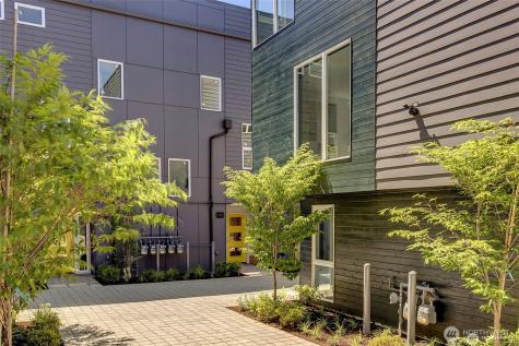 2709 Yesler Seattle WA 98122
