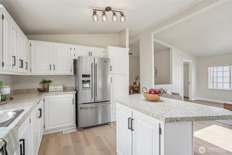 2610 E Section Street Mount Vernon WA 98274