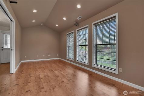 24040 146th Place SE Kent WA 98042