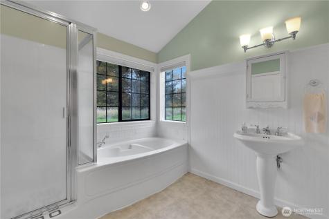 24040 146th Place SE Kent WA 98042
