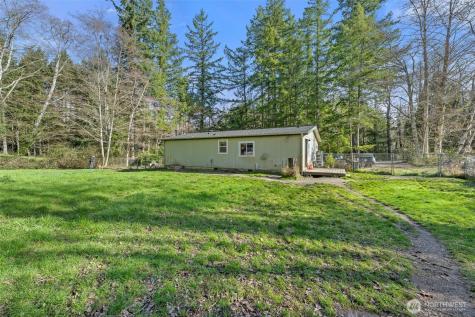 10030 NW Pioneer Road Seabeck WA 98380