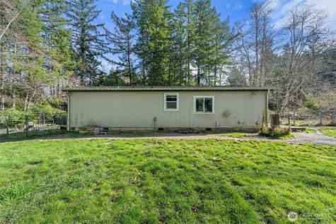 10030 NW Pioneer Road Seabeck WA 98380
