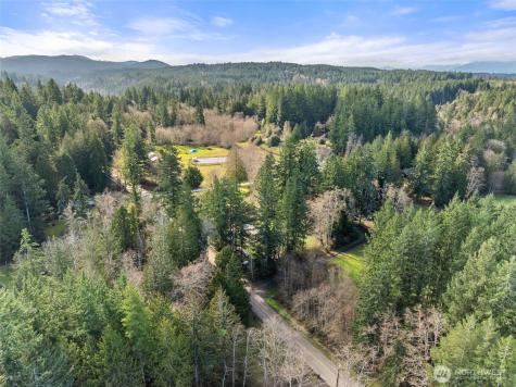 10030 NW Pioneer Road Seabeck WA 98380