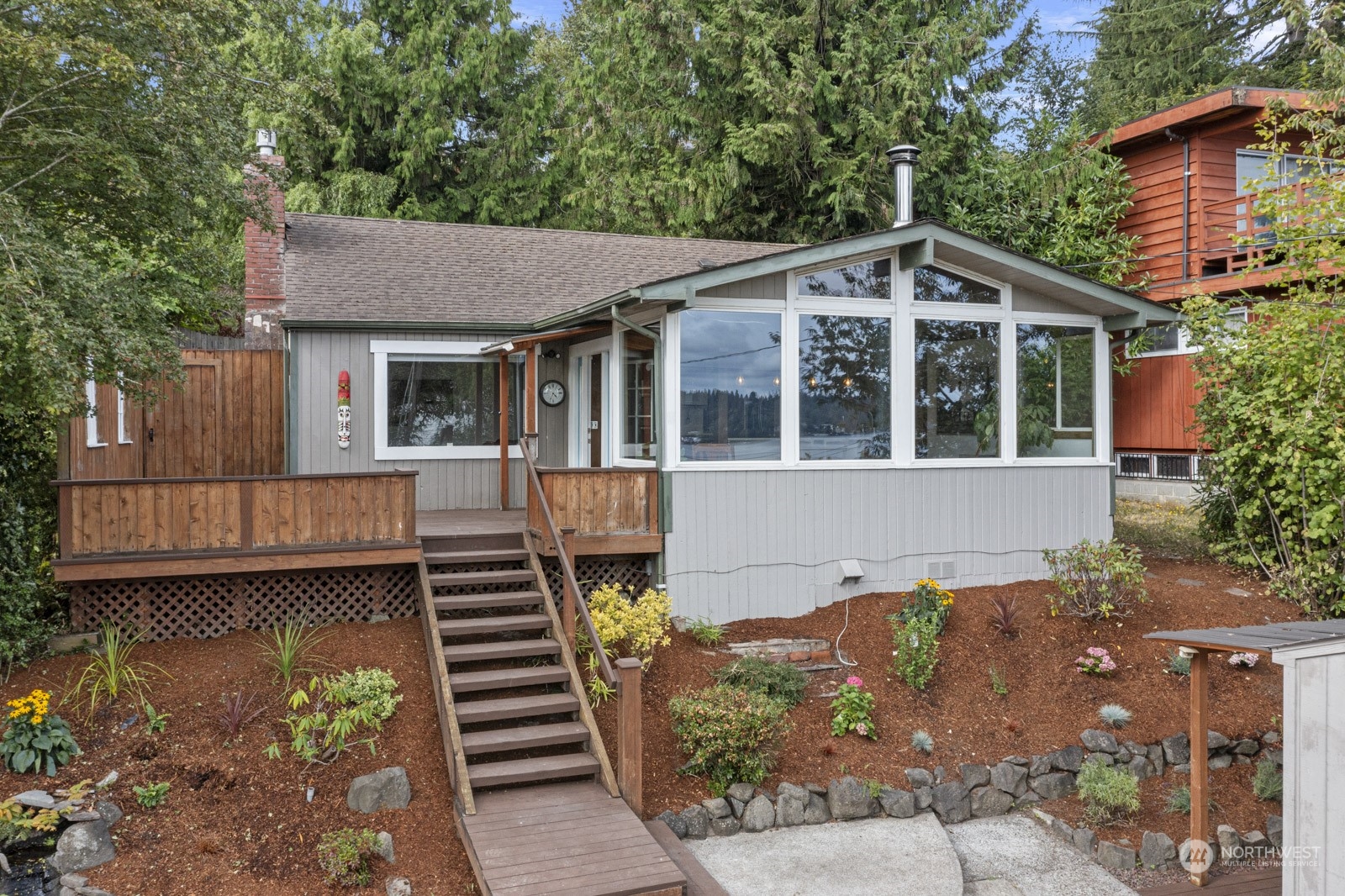 9909 Rainier Avenue S Seattle WA 98118