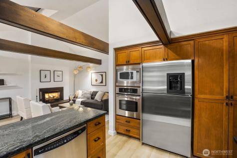 1520 Sycamore Drive SE Issaquah WA 98027