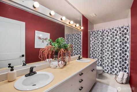 1520 Sycamore Drive SE Issaquah WA 98027