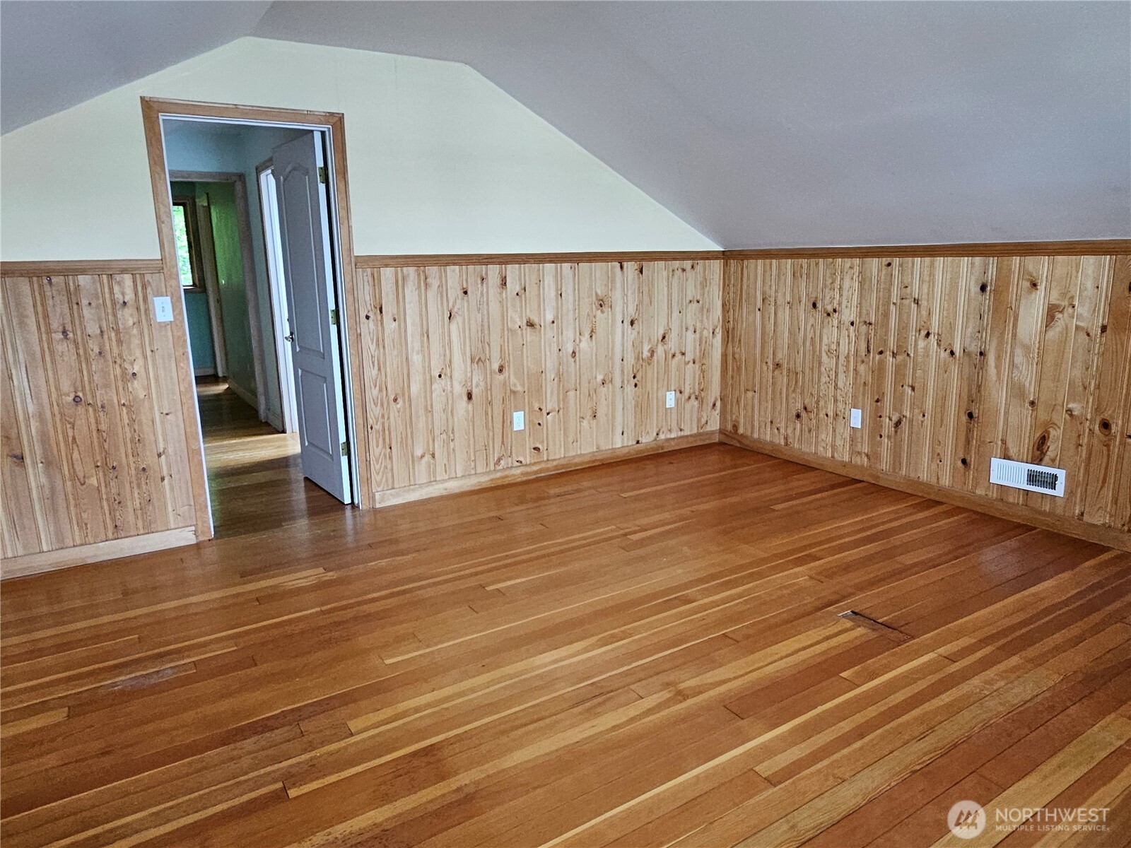 1130 East Bay Drive NE Olympia WA 98506