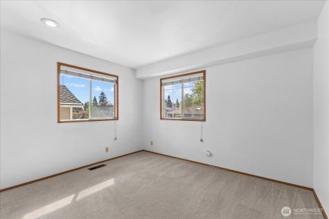 5036 NE 21st Street Renton WA 98059