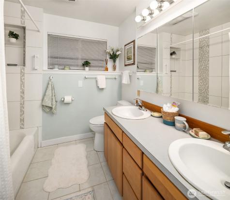 10408 238th Way SE Issaquah WA 98027