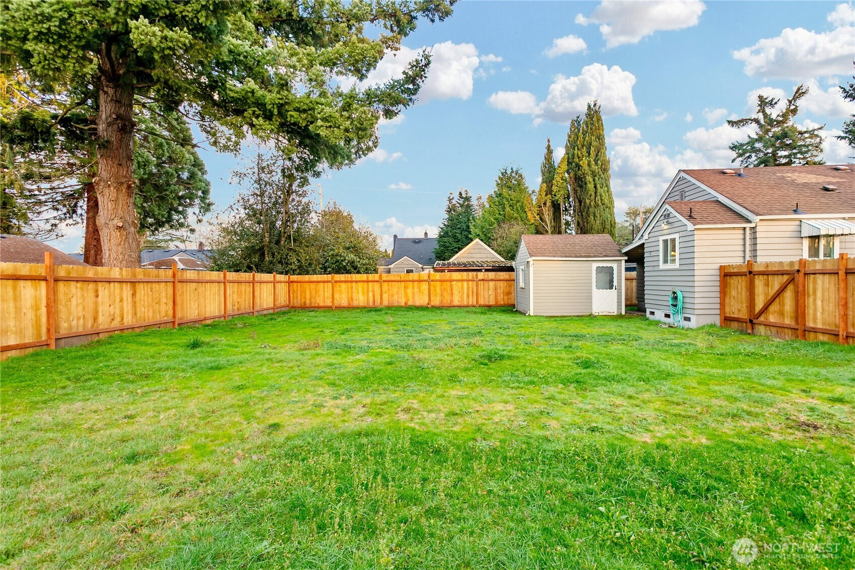 516 11th Street NW Puyallup WA 98371