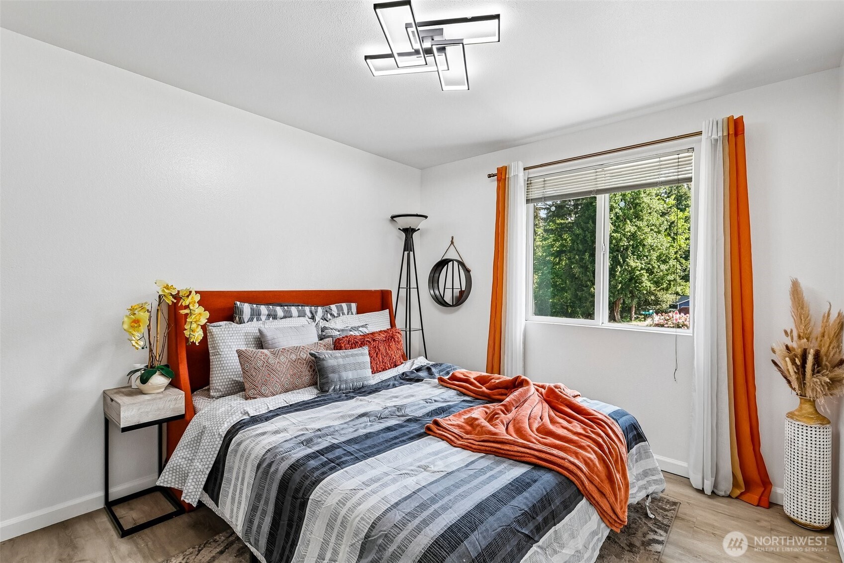 9232 NE 139th Street Kirkland WA 98034