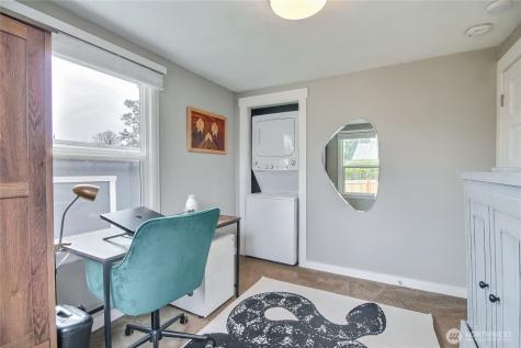 10644 2nd Place SW Seattle WA 98146