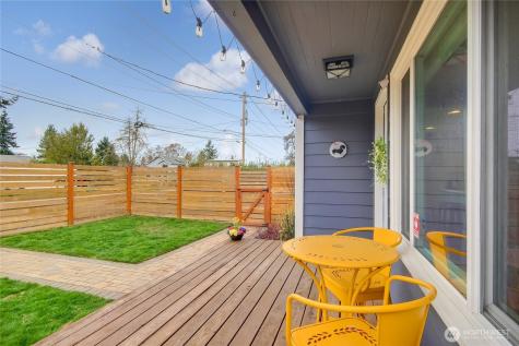 10644 2nd Place SW Seattle WA 98146
