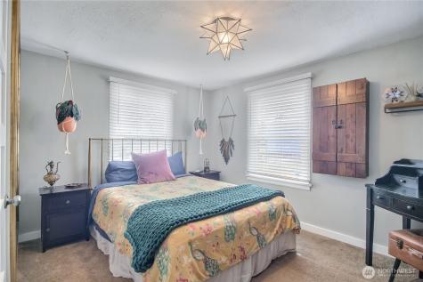 10644 2nd Place SW Seattle WA 98146