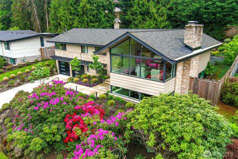 4105 96th Avenue SE Mercer Island WA 98040