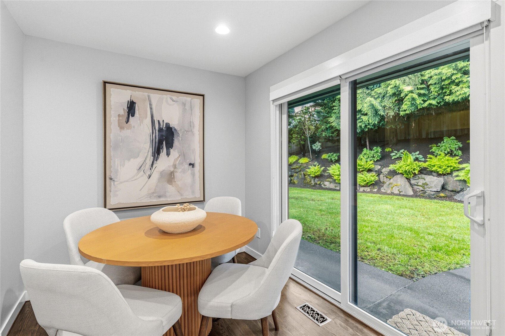 4105 96th Avenue SE Mercer Island WA 98040