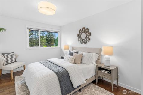 4105 96th Avenue SE Mercer Island WA 98040
