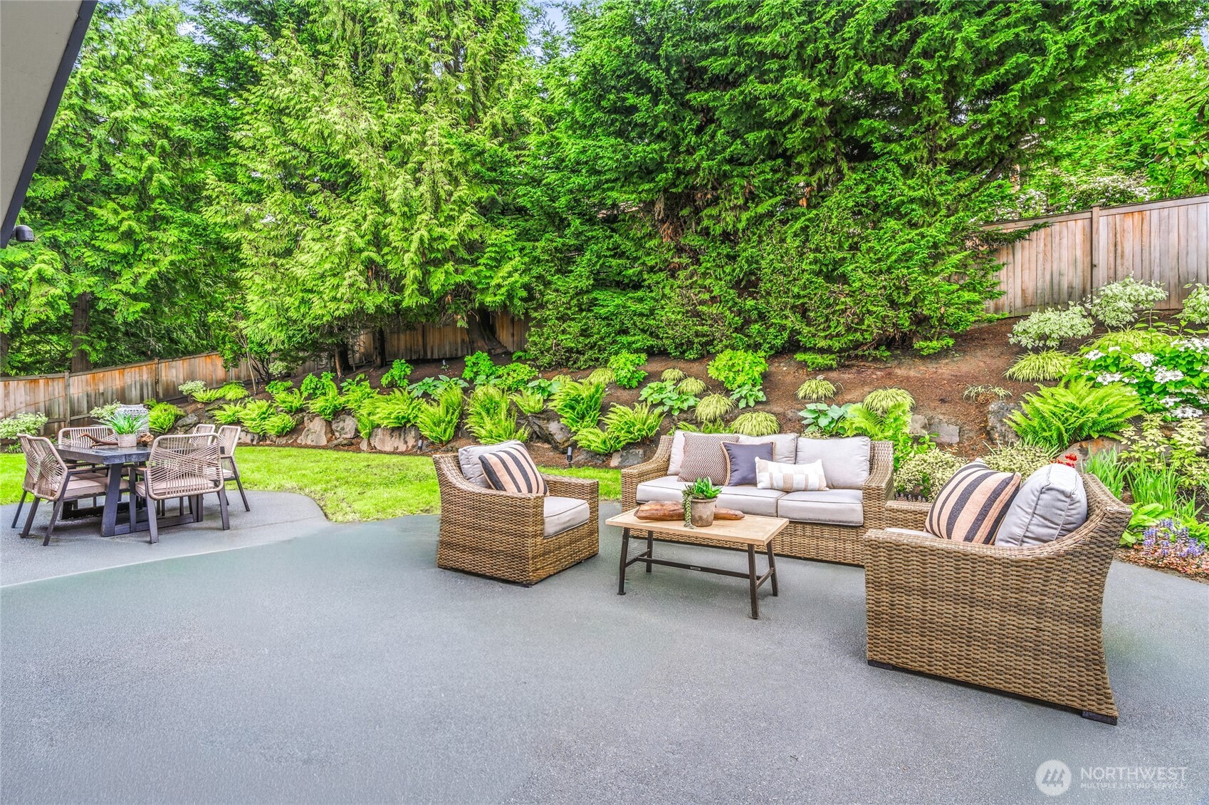 4105 96th Avenue SE Mercer Island WA 98040