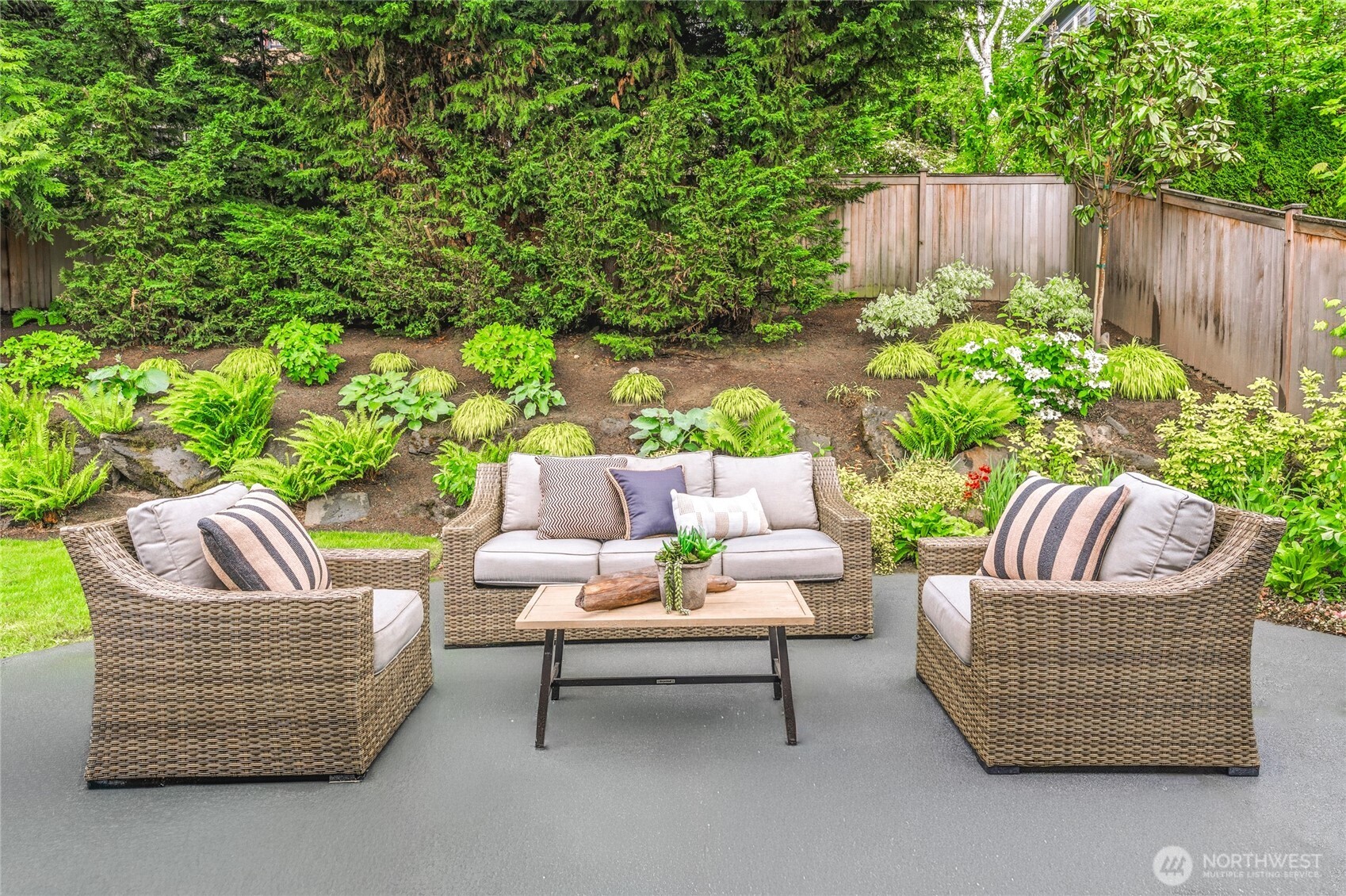 4105 96th Avenue SE Mercer Island WA 98040