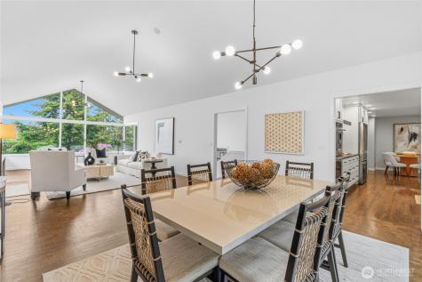4105 96th Avenue SE Mercer Island WA 98040