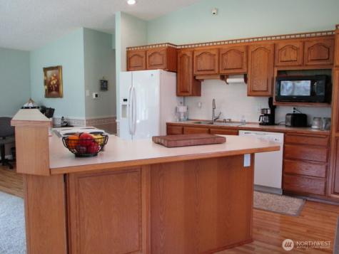 448 Octopus Avenue NE Ocean Shores WA 98569