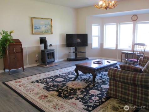 448 Octopus Avenue NE Ocean Shores WA 98569