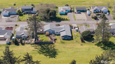 448 Octopus Avenue NE Ocean Shores WA 98569
