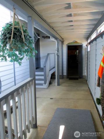 448 Octopus Avenue NE Ocean Shores WA 98569