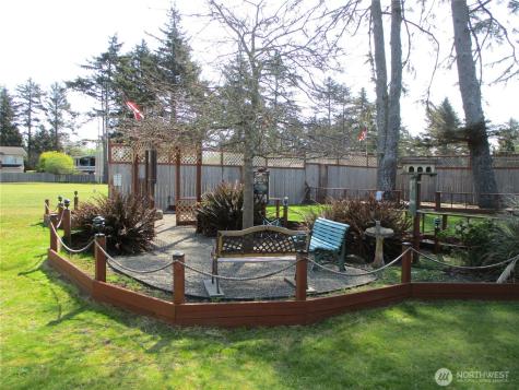 448 Octopus Avenue NE Ocean Shores WA 98569