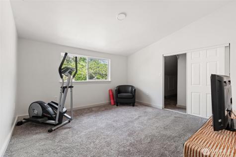 1102 Tecumseh Street Aberdeen WA 98520