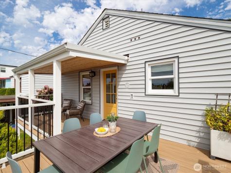 8311 19th Avenue NW Seattle WA 98117